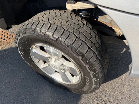 Used 2014 Toyota Tacoma 4x4 Double Cab w/ TRD Sport Package image 26