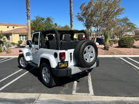 Used 2012 Jeep Wrangler Sahara w/ Connectivity Group image 5