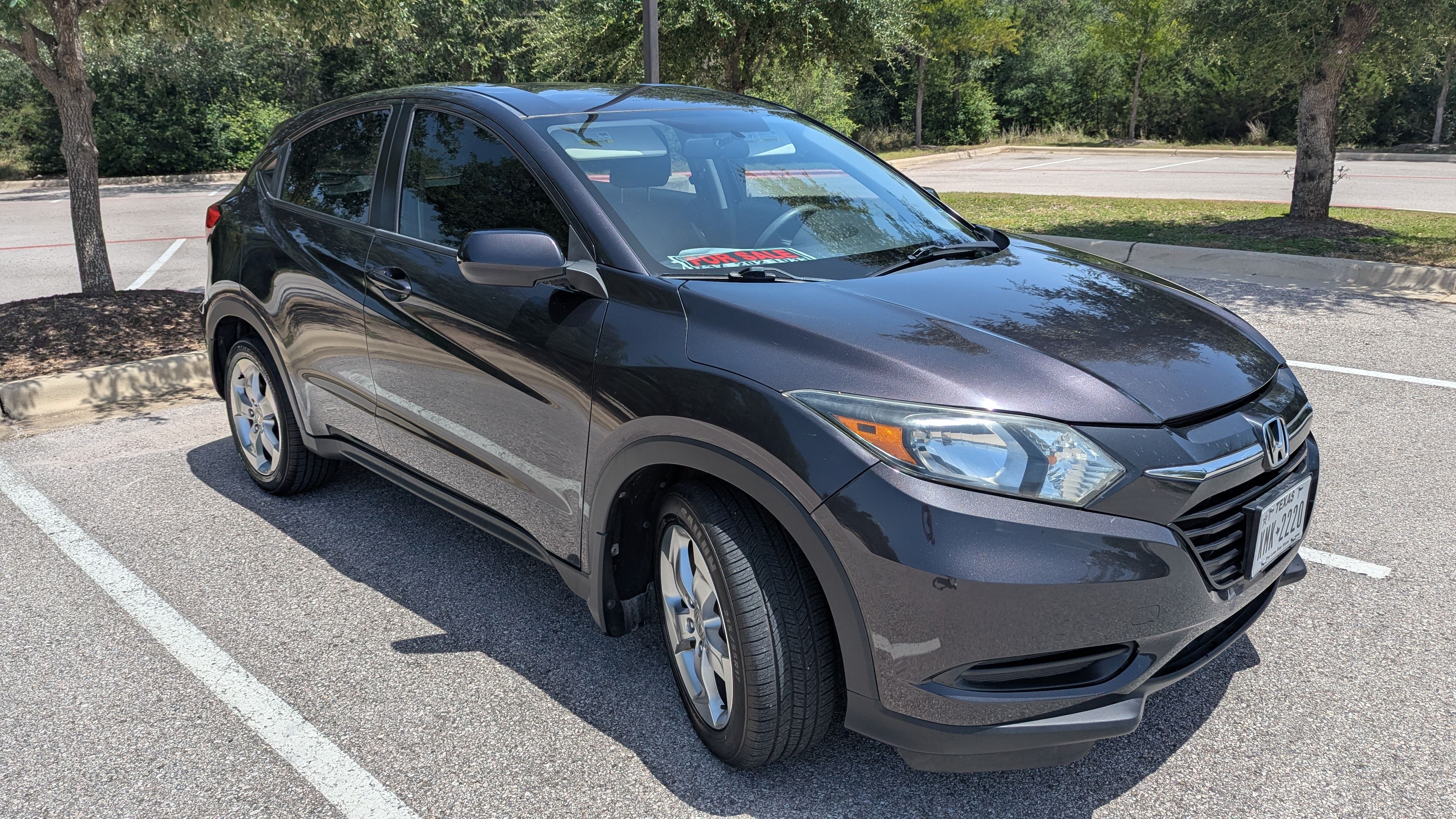 Used 2017 Honda HR-V LX image 9