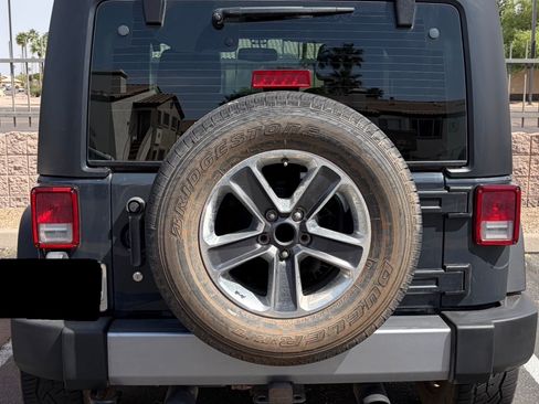 Used 2018 Jeep Wrangler Sport image 5