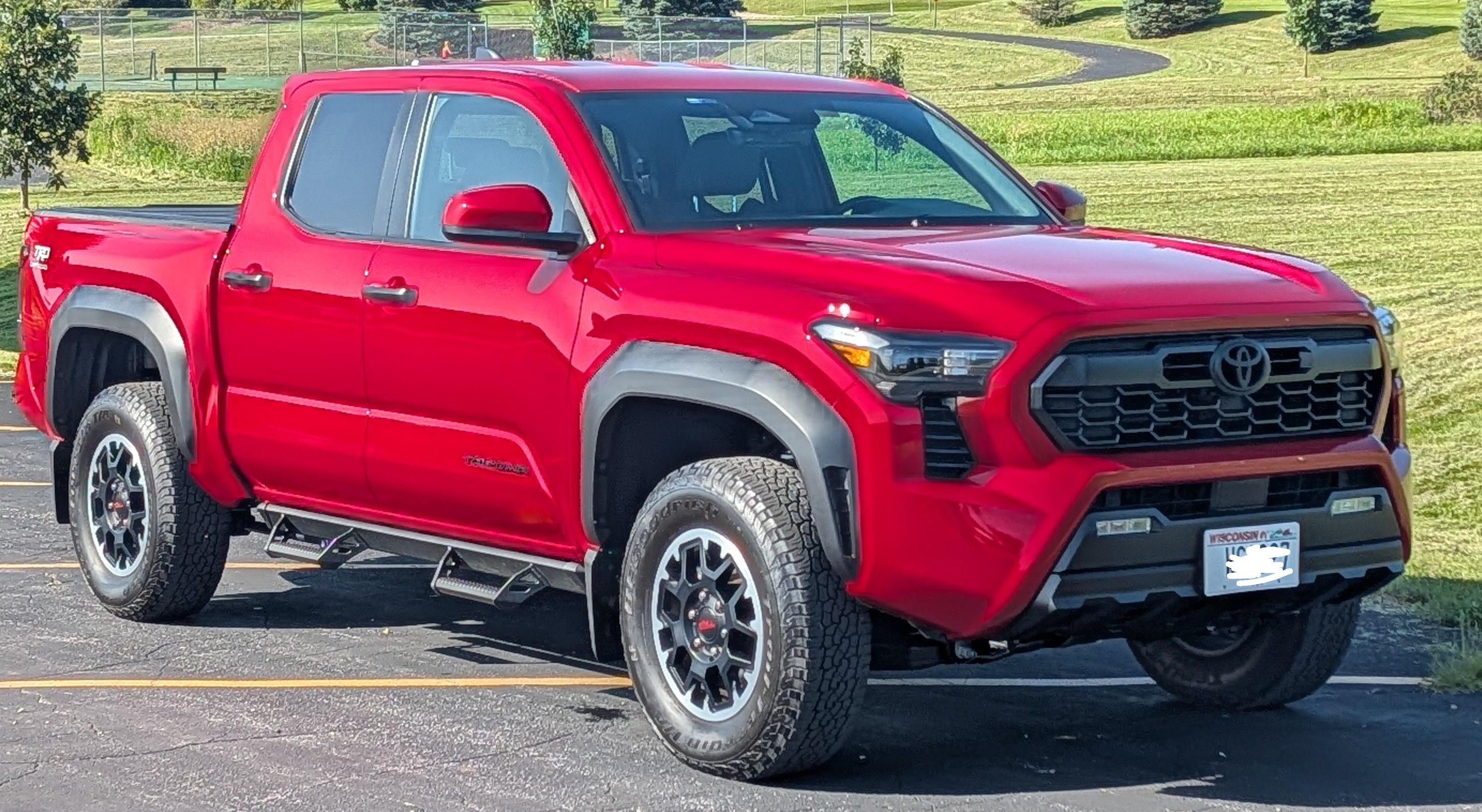 Used 2025 Toyota Tacoma TRD Off-Road AWD/4WD image 11