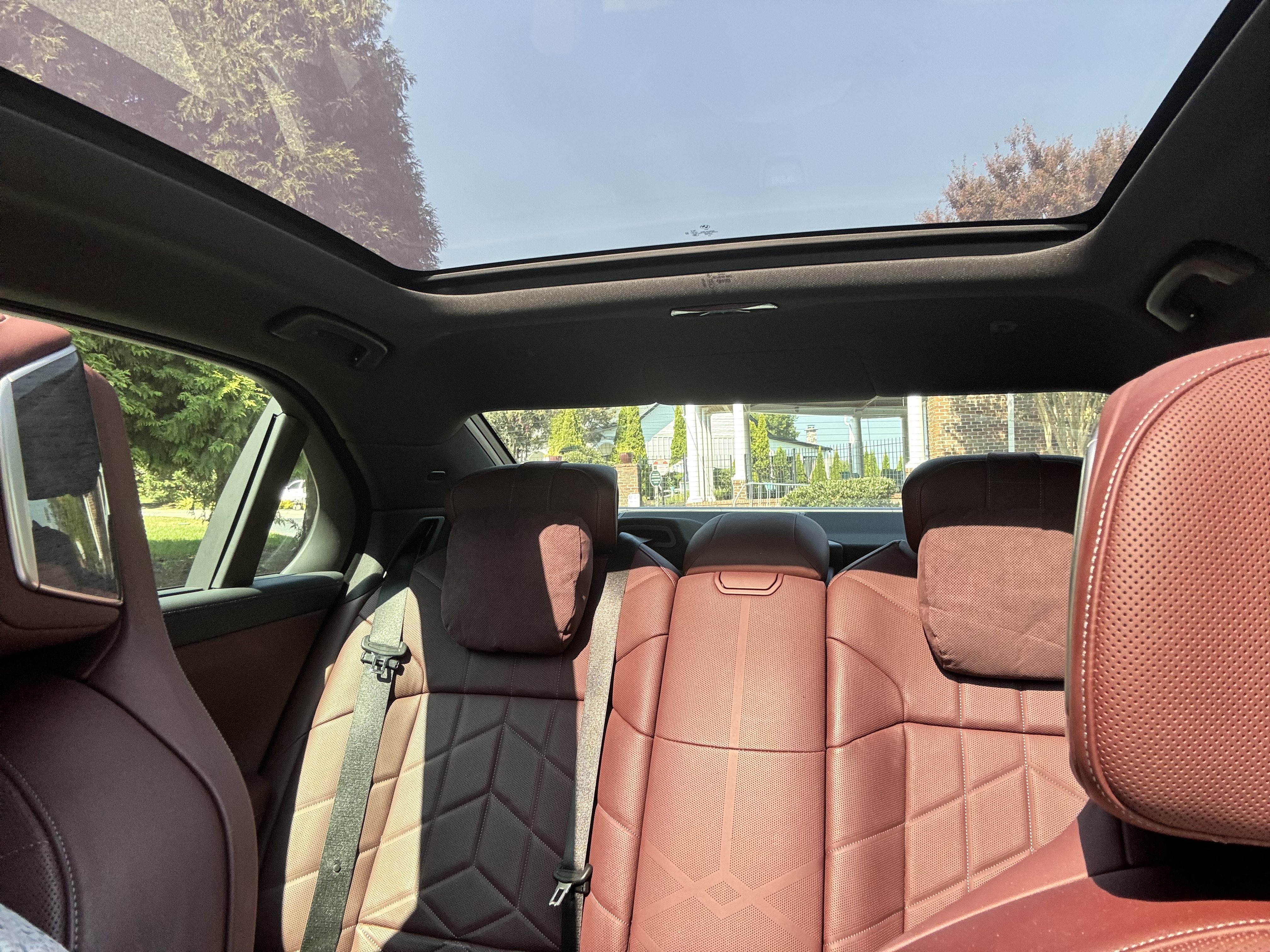 Used 2024 BMW i7 eDrive50 w/ M Sport Package RWD image 8