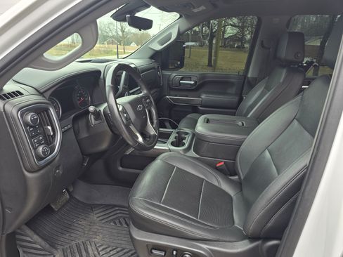 Used 2021 Chevrolet Silverado 2500 LTZ w/ LTZ Plus Package image 16