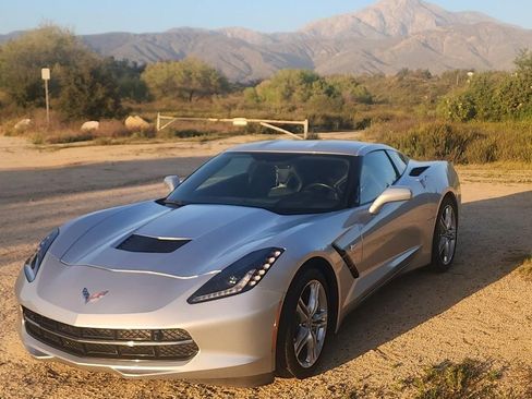 Used 2017 Chevrolet Corvette Stingray Coupe w/ 3LT Preferred Equipment Group image 2