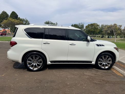 Used 2012 INFINITI QX56 2WD w/ Theater Pkg image 5