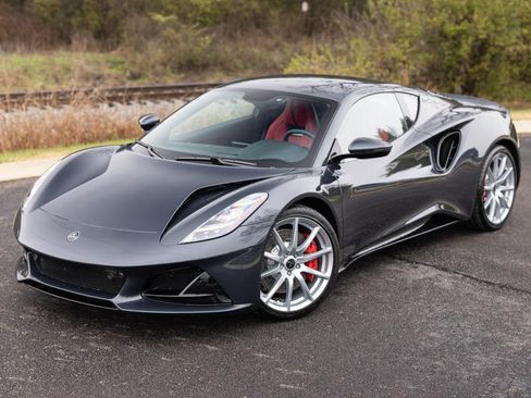 Used 2025 Lotus Emira image 5