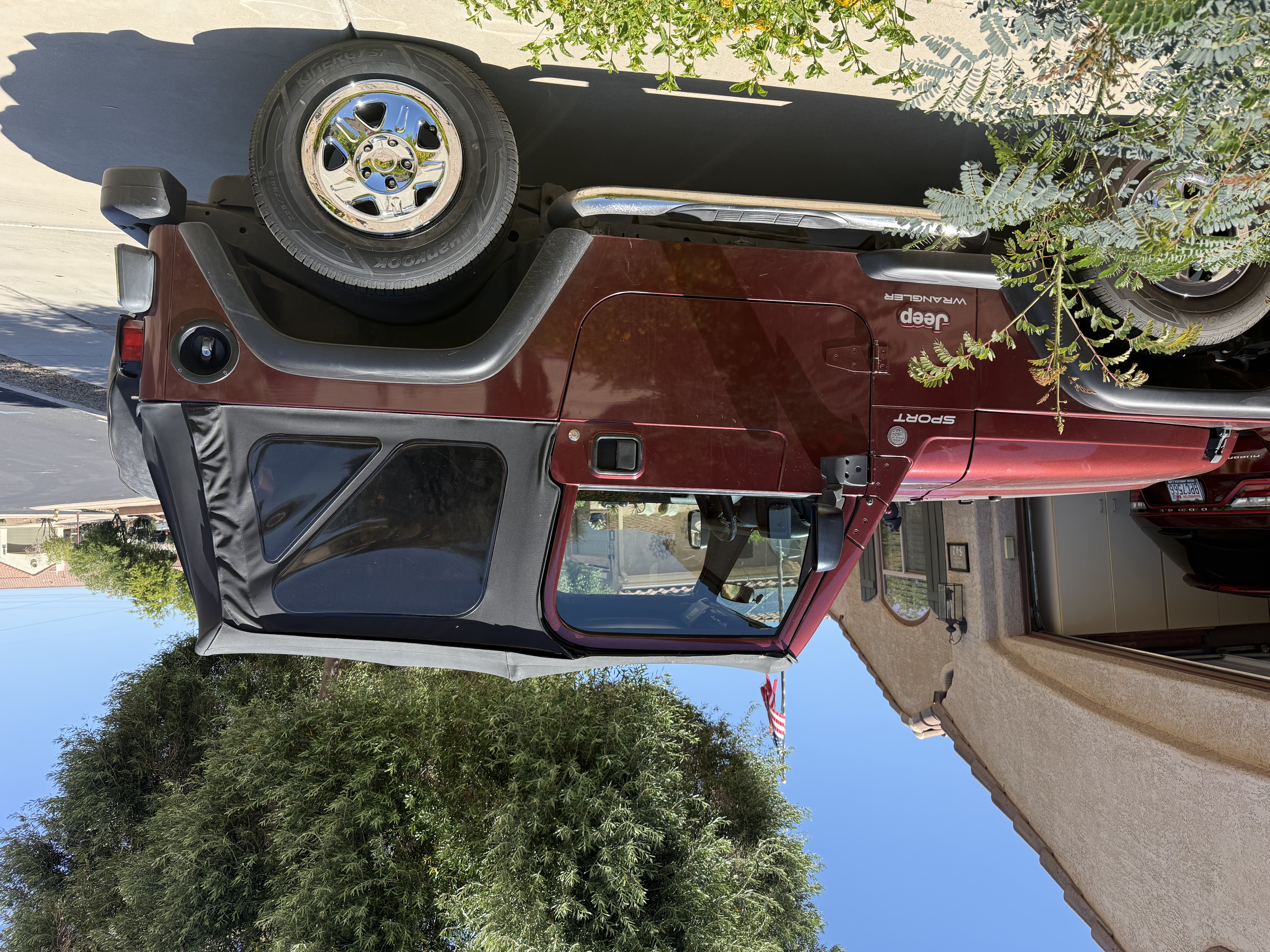 Used 2004 Jeep Wrangler 4WD image 2