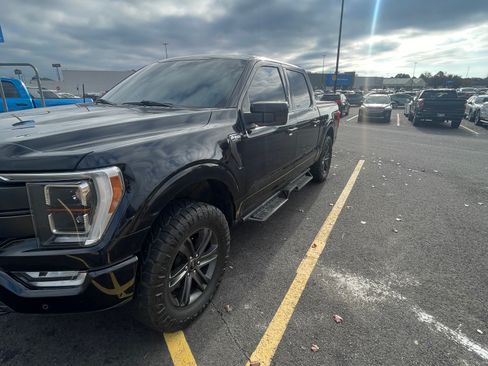 Used 2022 Ford F150 Lariat w/ Equipment Group 502A High image 5