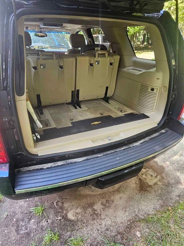Used 2014 Chevrolet Tahoe LTZ AWD/4WD image 17