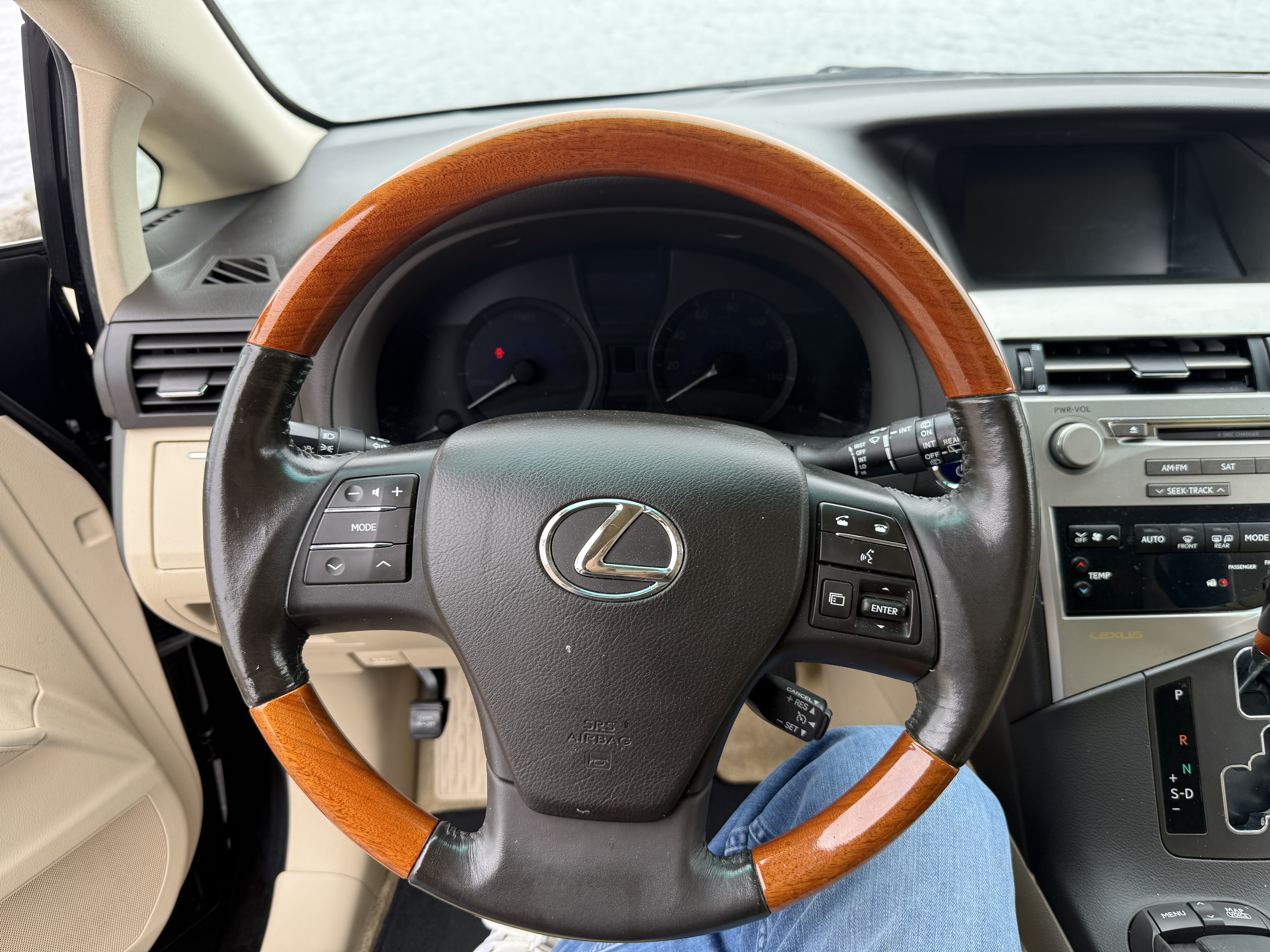 Used 2012 Lexus RX 450h FWD w/ Premium Pkg image 10