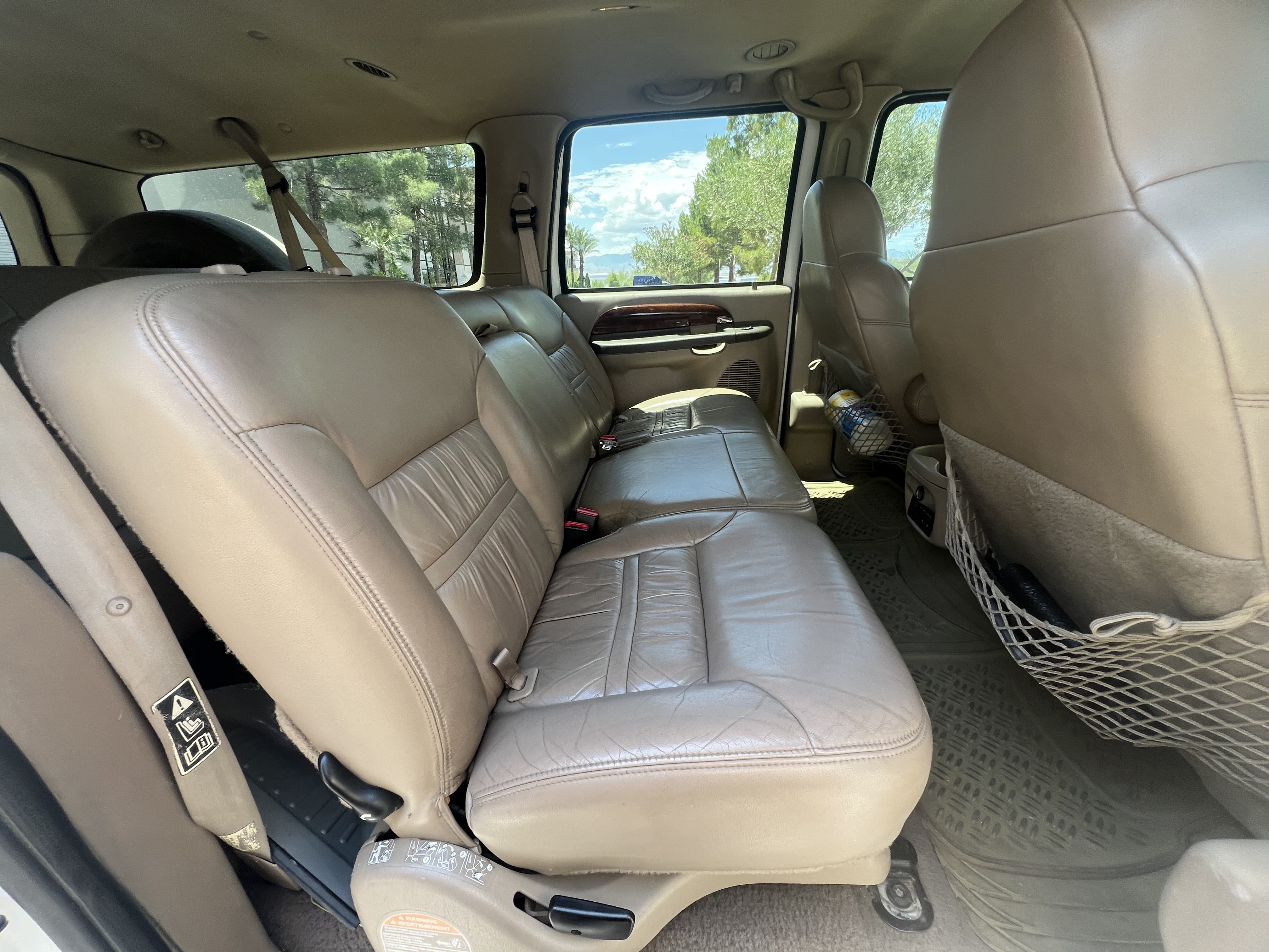 Used 2000 Ford Excursion Limited AWD/4WD image 12