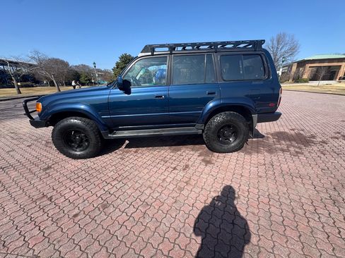 Used 1997 Toyota Land Cruiser image 16