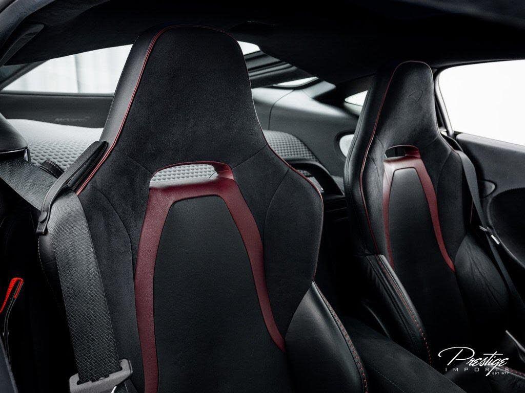Used 2020 McLaren GT RWD image 23