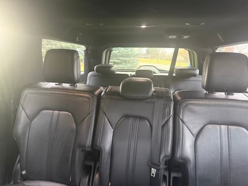 Used 2019 Ford Expedition Max Limited image 13