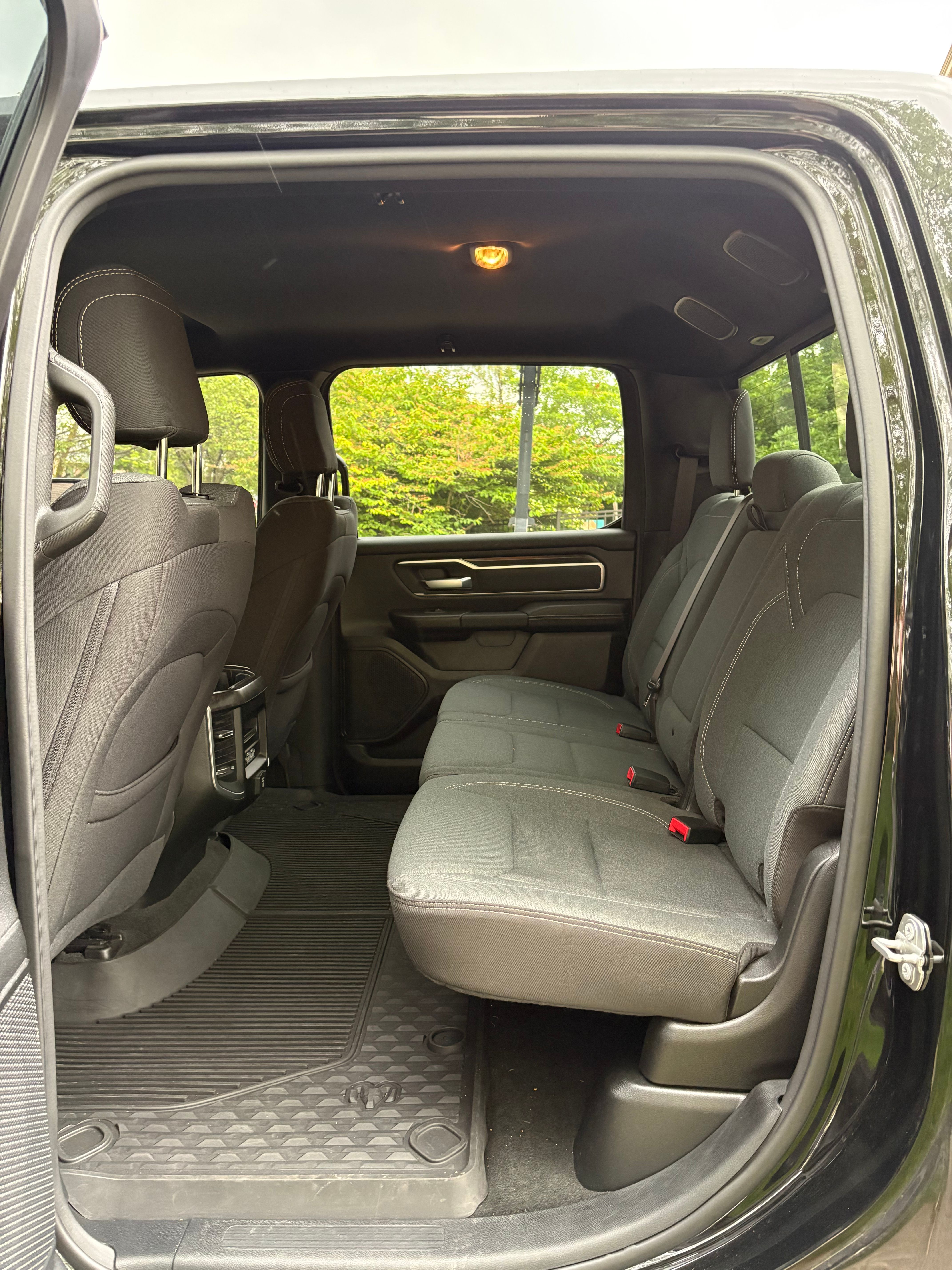 Used 2021 RAM 1500 Big Horn AWD/4WD image 11