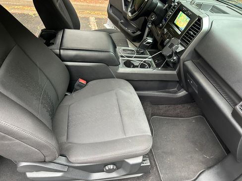 Used 2018 Ford F150 XLT w/ Equipment Group 301A Mid image 16