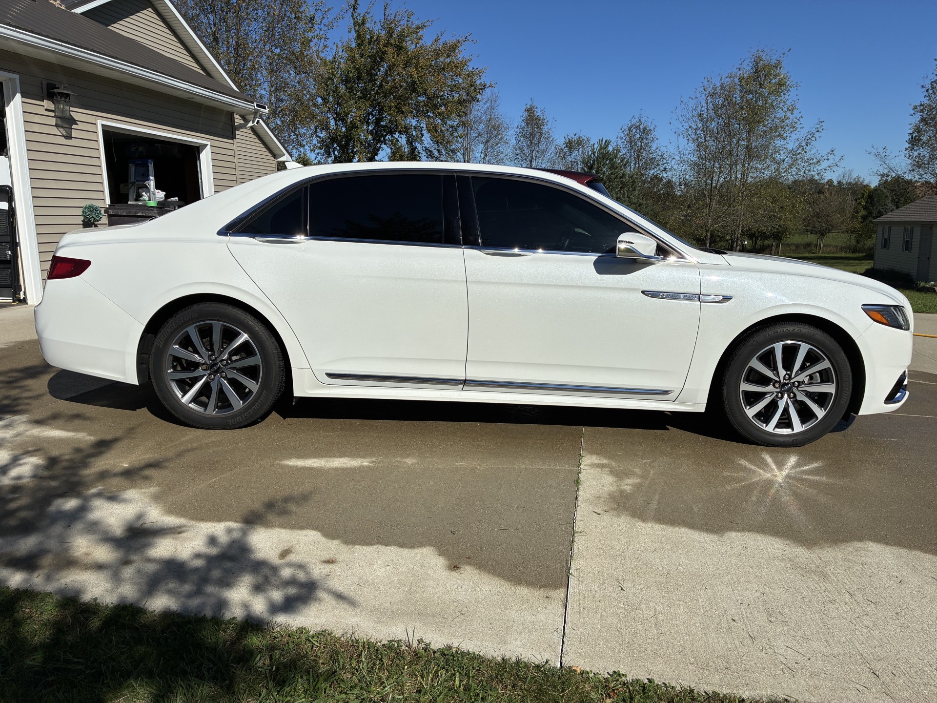 Used 2020 Lincoln Continental FWD image 8