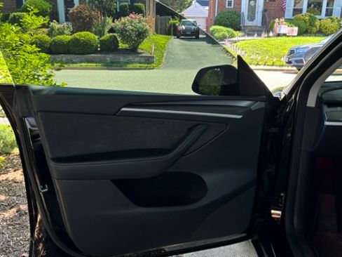 Used 2023 Tesla Model Y Performance AWD/4WD image 4