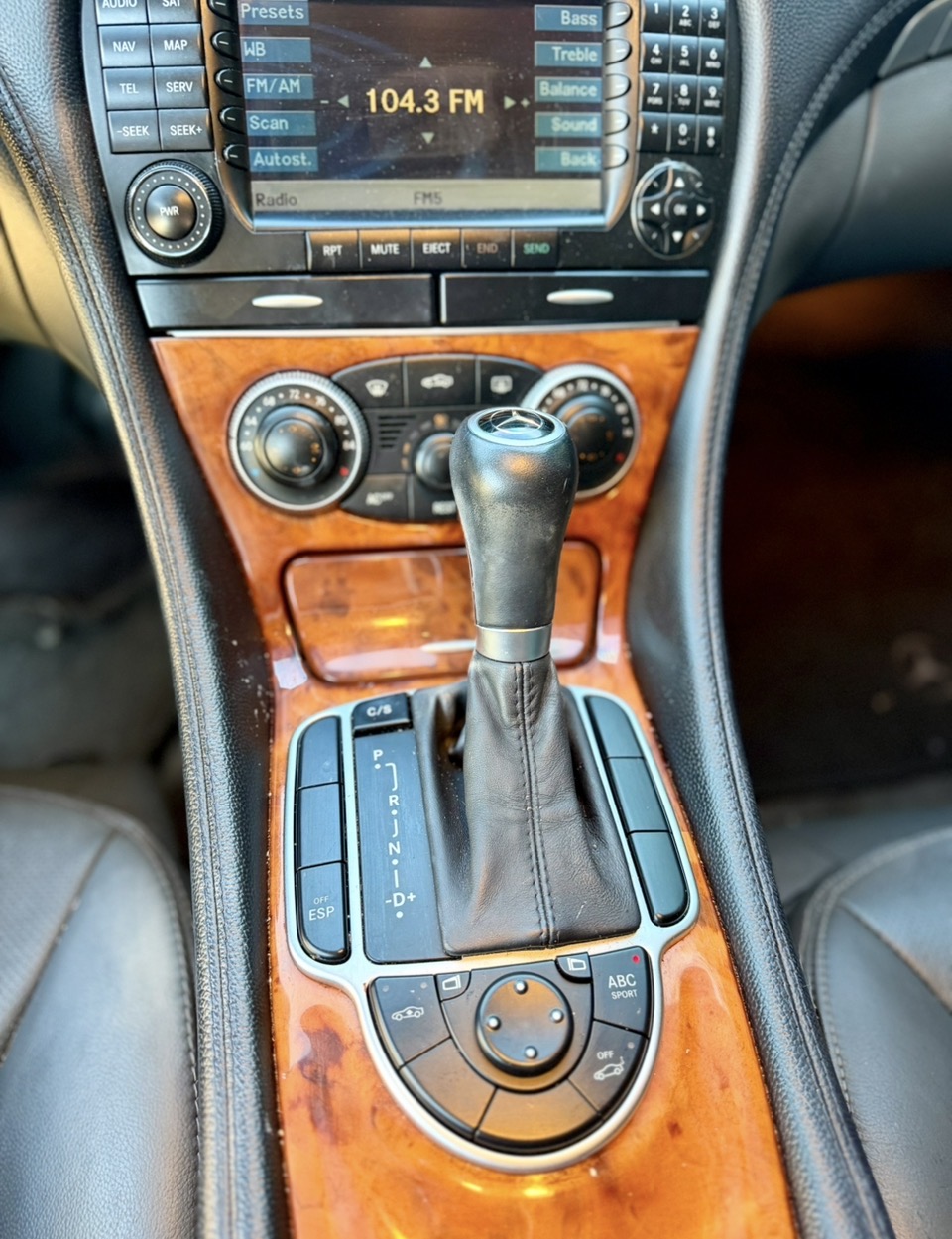 Used 2005 Mercedes-Benz SL 500 image 10