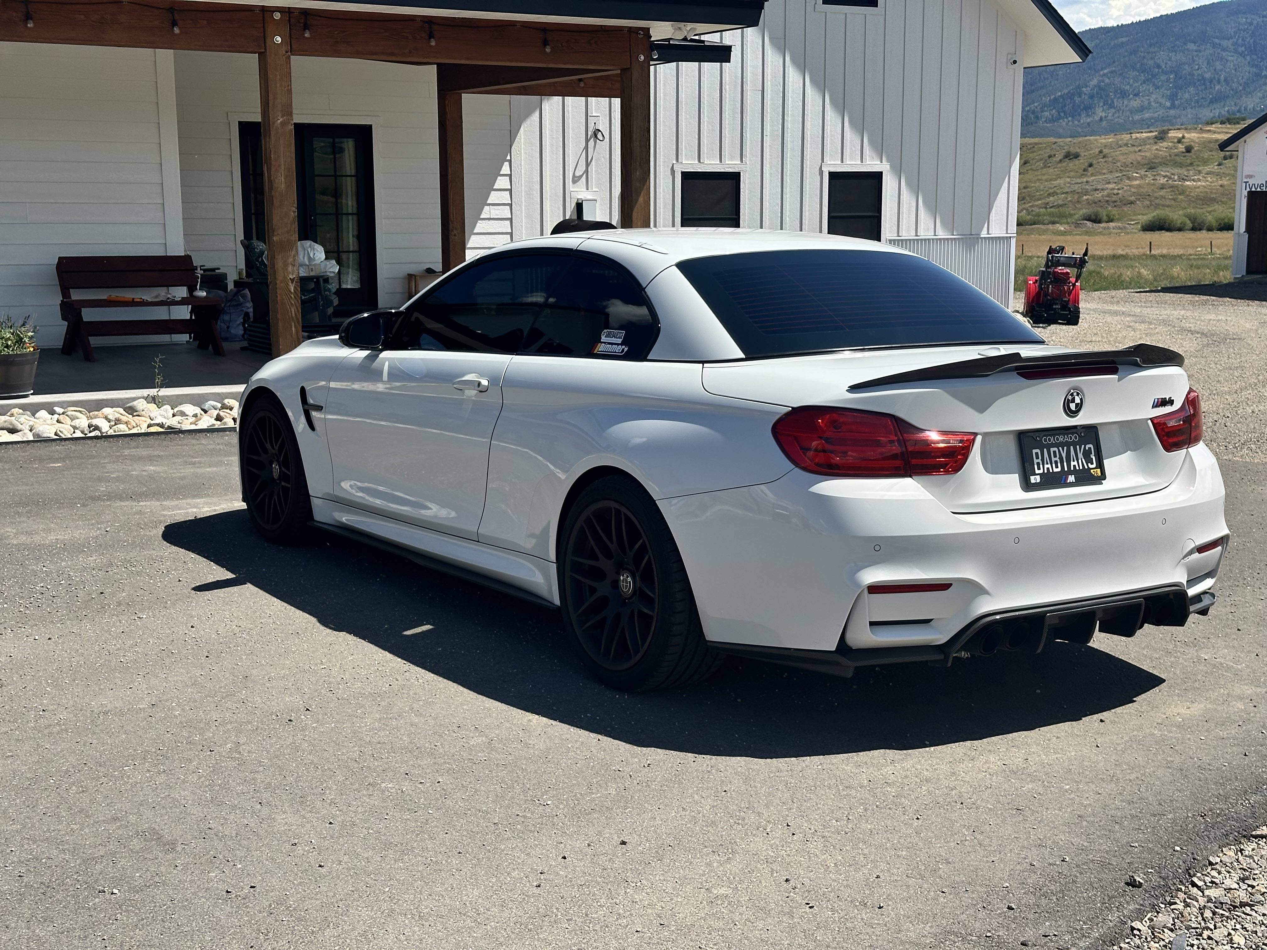 Used 2016 BMW M4 Convertible RWD image 6