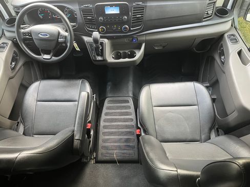 Used 2023 Ford Transit 250 Medium Roof AWD w/ Load Area Protection Package image 9