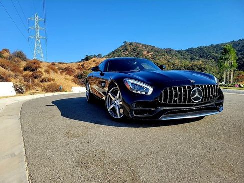 Used 2018 Mercedes-Benz AMG GT Coupe image 4