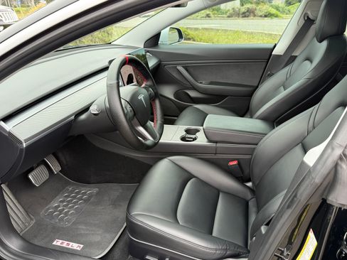 Used 2018 Tesla Model 3 Long Range AWD/4WD image 13