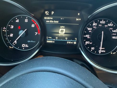 Used 2019 Alfa Romeo Stelvio Ti Lusso w/ Quick Order Package 22X Lusso image 6