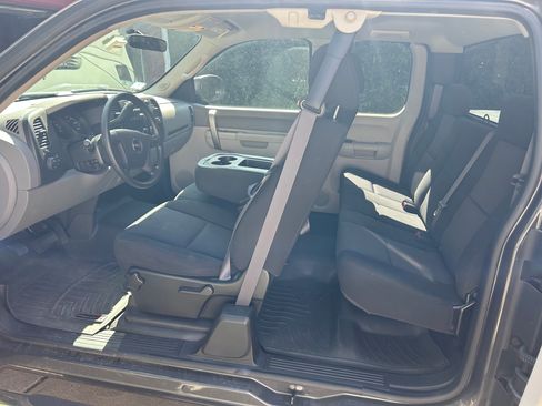 Used 2011 GMC Sierra 1500 W/T w/ Work Truck Plus Package RWD image 4