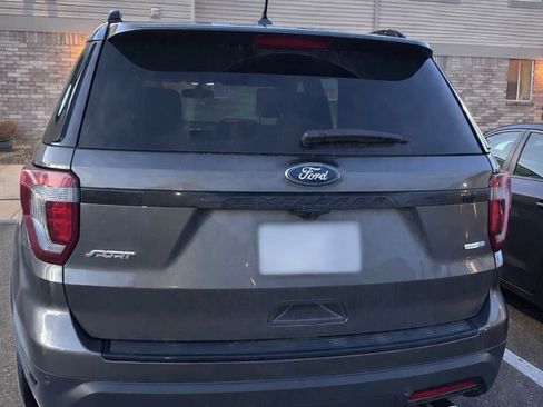 Used 2018 Ford Explorer Sport AWD/4WD image 6