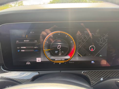 Used 2018 Mercedes-Benz E 63 AMG S image 28