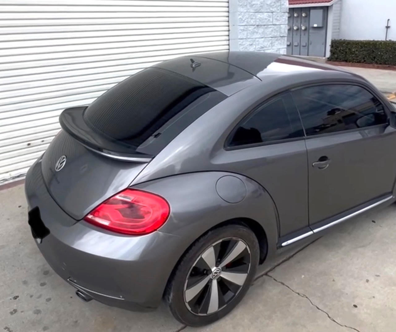 Used 2013 Volkswagen Beetle 2.0T FWD image 1
