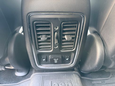 Used 2013 Jeep Grand Cherokee Limited w/ Trailer Tow Group IV RWD image 15