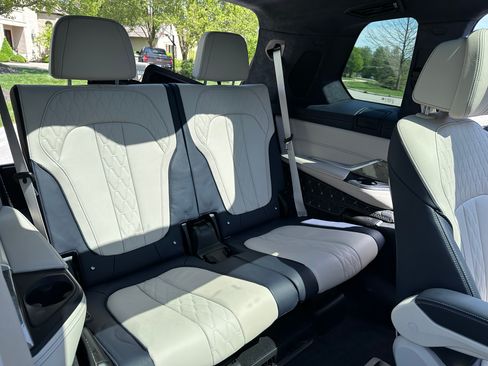 Used 2019 BMW X7 xDrive50i w/ Dynamic Handling Package AWD/4WD image 20