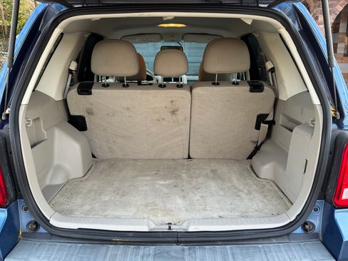 Used 2010 Ford Escape XLT image 13