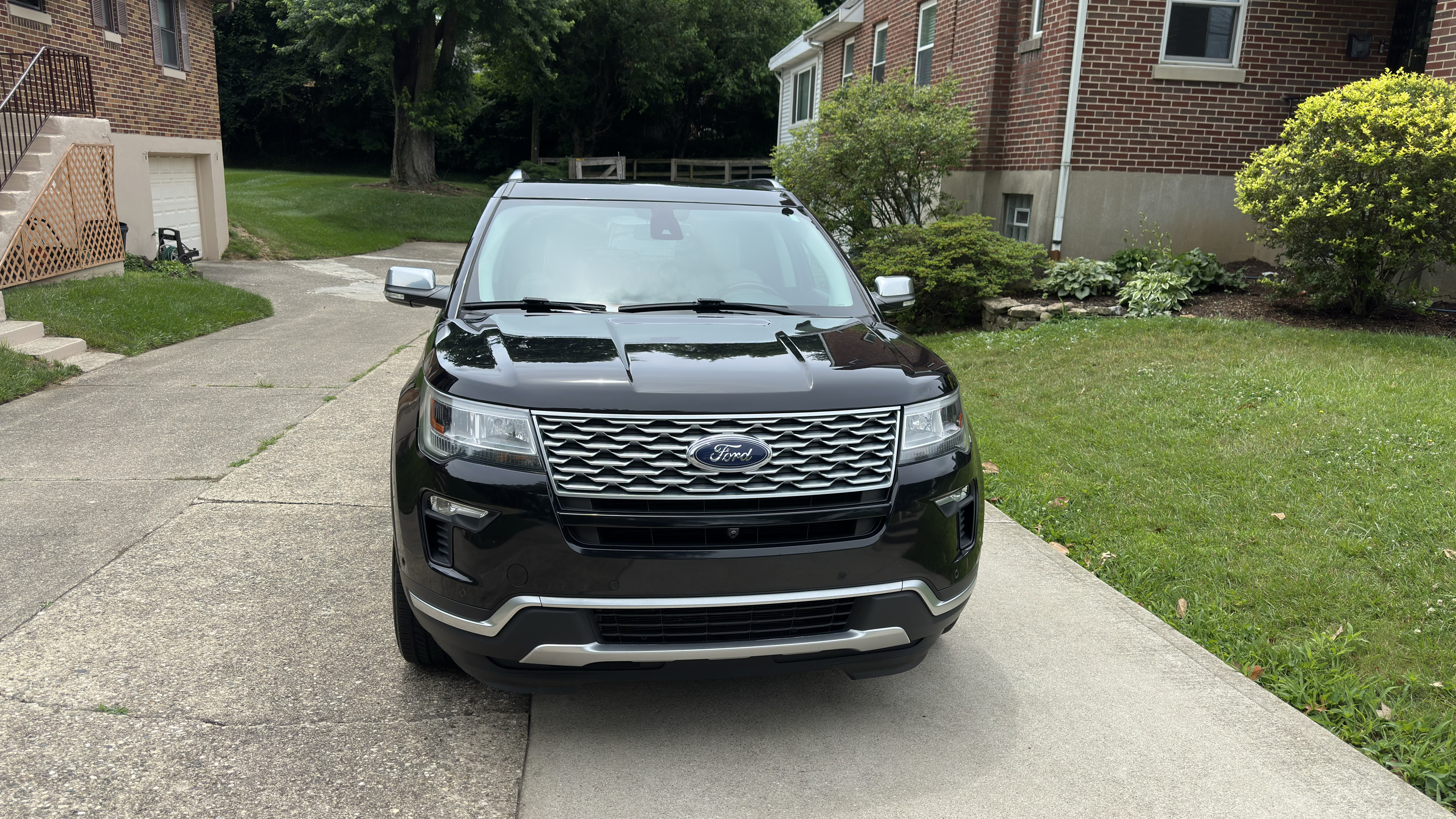 Used 2019 Ford Explorer Platinum AWD/4WD image 17