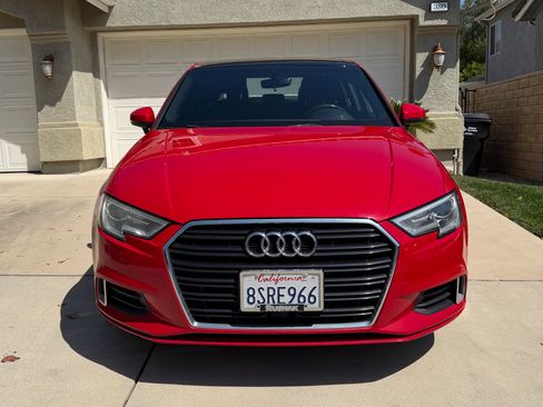 Used 2018 Audi A3 2.0T Premium w/ Convenience Package FWD image 2