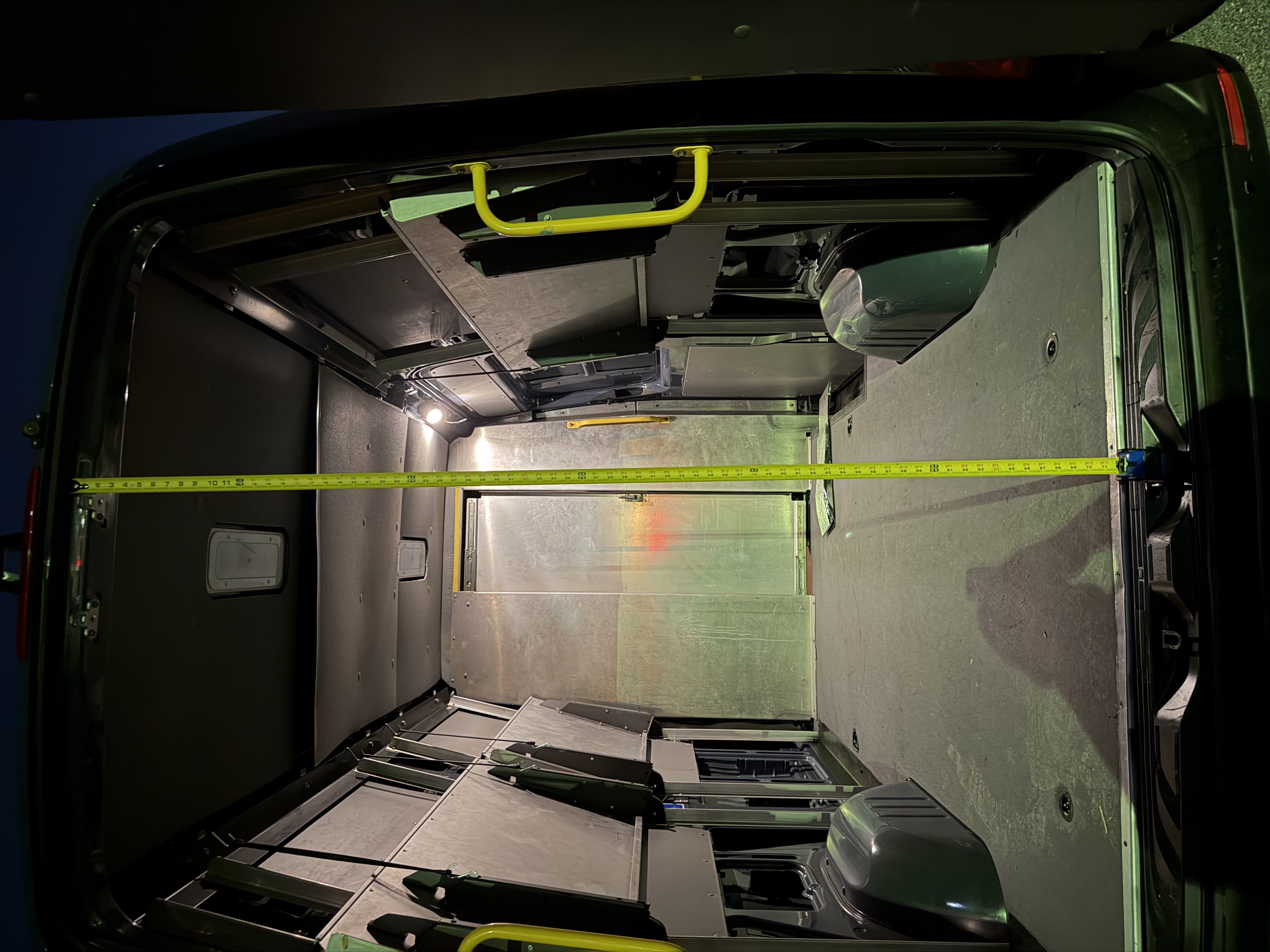 Used 2019 Mercedes-Benz Sprinter 144 image 6