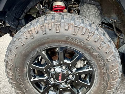 Used 2017 Toyota Tundra TRD Pro AWD/4WD image 22