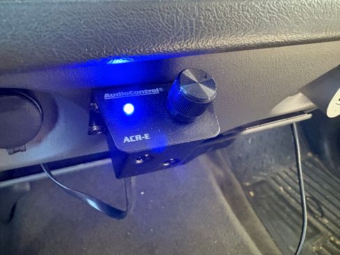 Used 2003 GMC Sierra 2500 SLE w/ Skid Plate Package AWD/4WD image 9