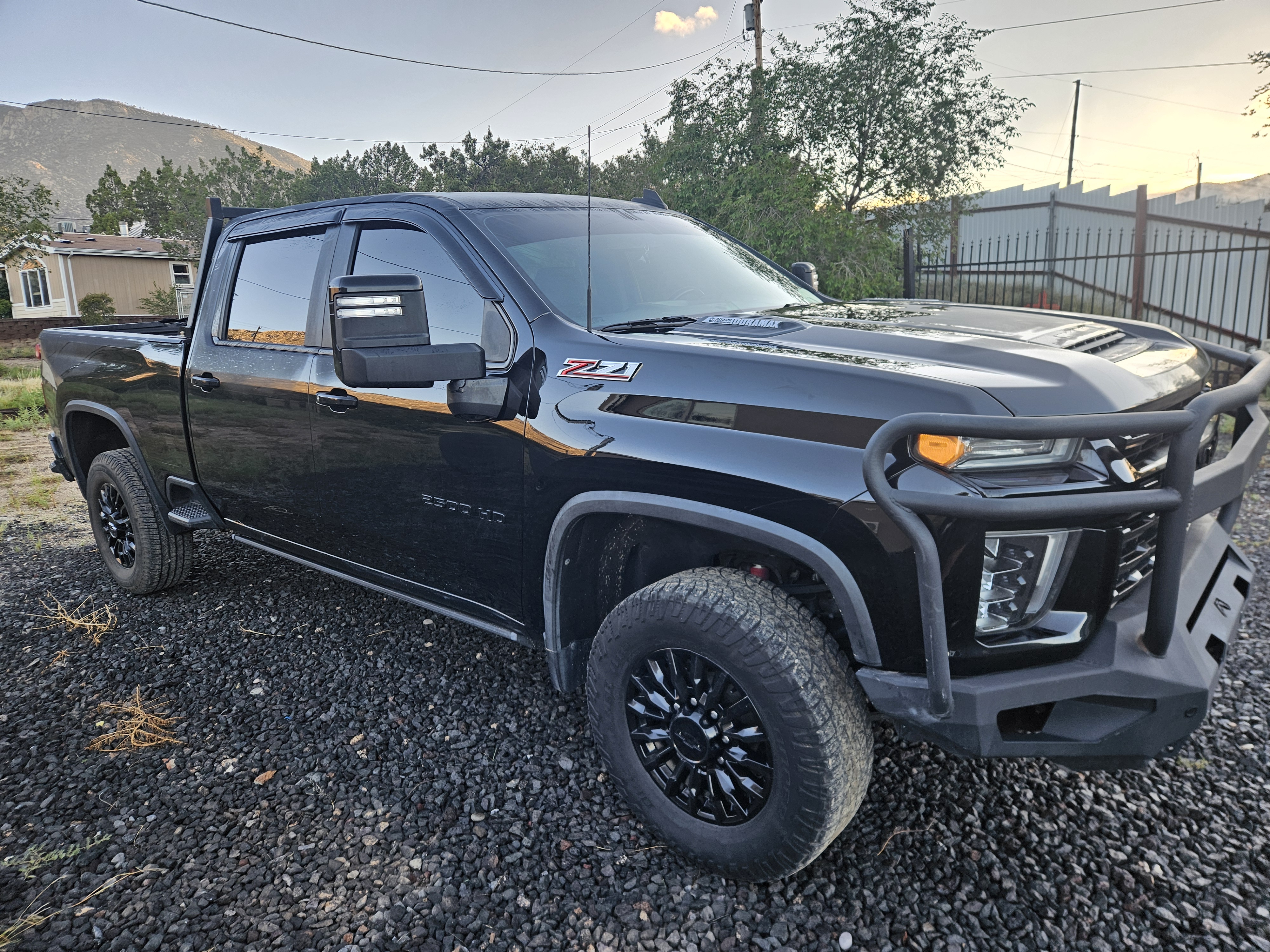 Used 2021 Chevrolet Silverado 2500 LT w/ Midnight Edition AWD/4WD image 1