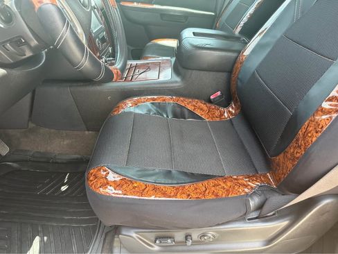 Used 2012 Chevrolet Tahoe LTZ image 8