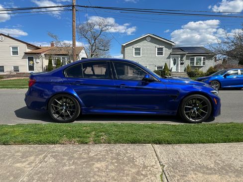 Used 2018 BMW M3 CS w/ Executive Package image 11