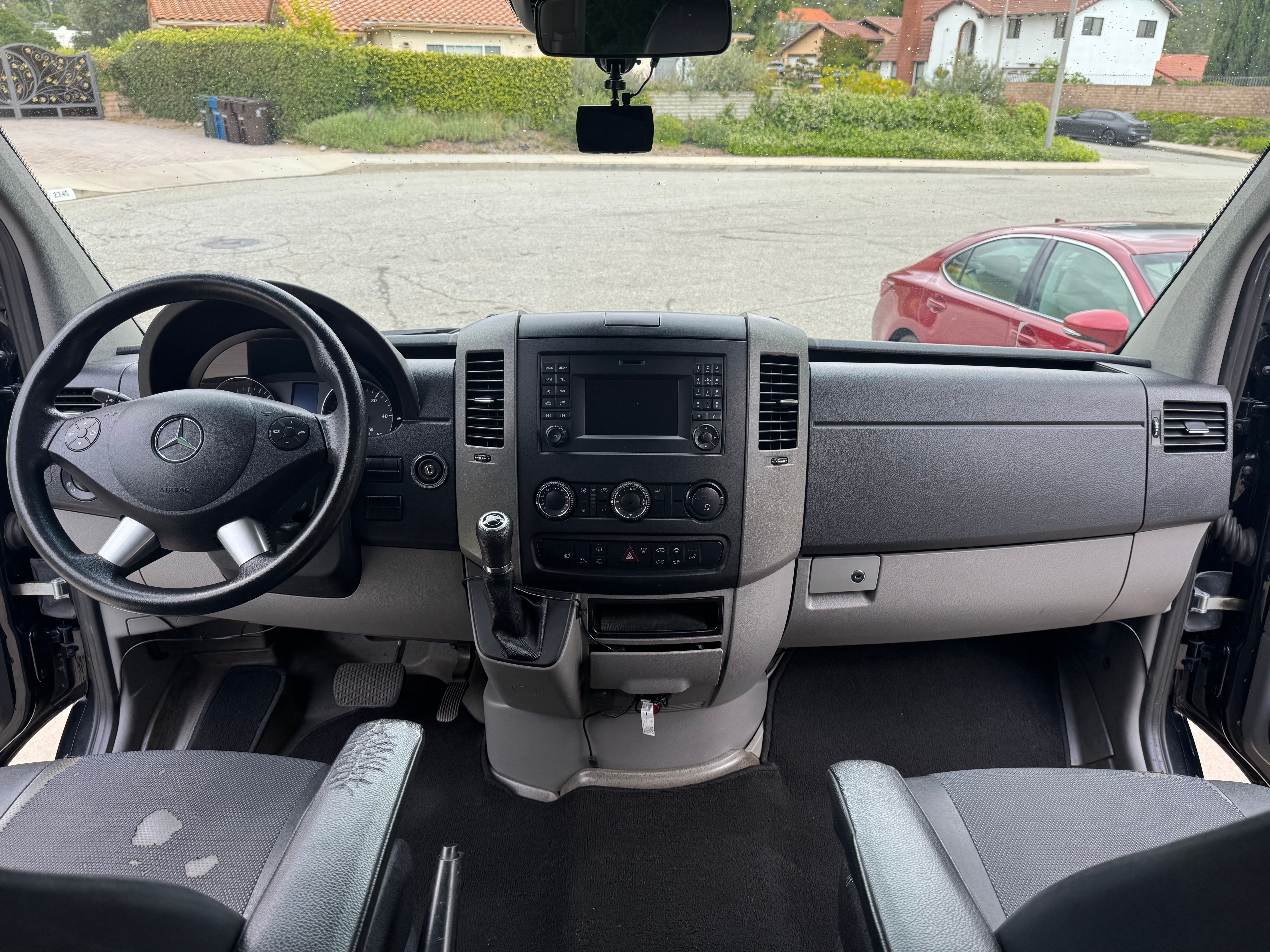 Used 2016 Mercedes-Benz Sprinter 2500 image 26