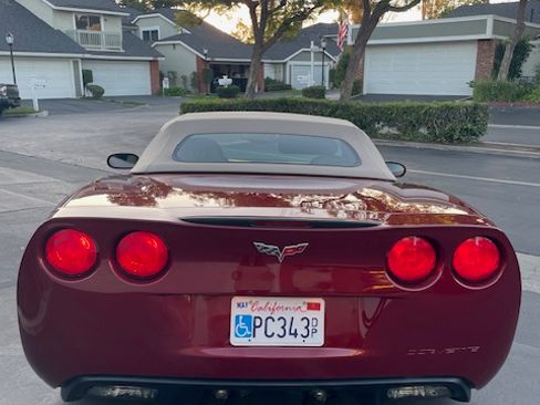 Used 2006 Chevrolet Corvette Convertible w/ Preferred Equipment Group RWD image 5