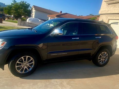 Used 2014 Jeep Grand Cherokee Limited w/ Trailer Tow Group IV RWD image 1