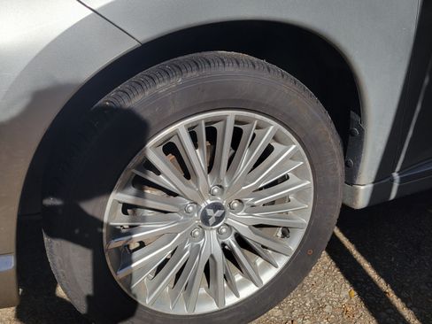 Used 2019 Mitsubishi Outlander GT image 6