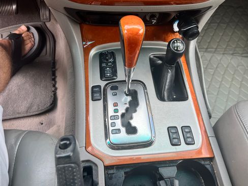 Used 2007 Lexus LX 470 470 Sport Utility 4D image 12