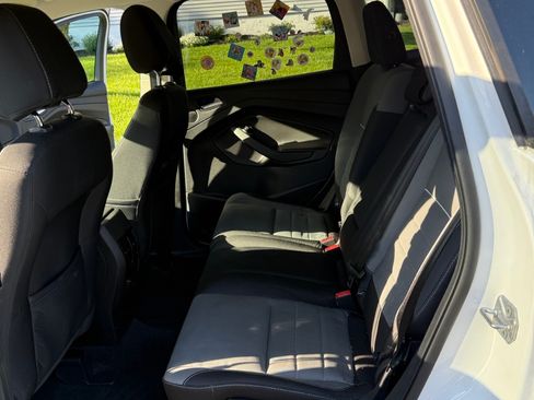 Used 2014 Ford Escape SE w/ Equipment Group 201A AWD/4WD image 12