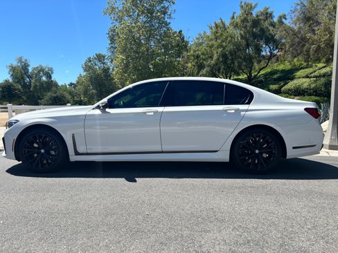 Used 2020 BMW 750i xDrive w/ M Sport Package image 1